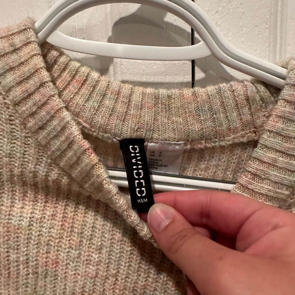 Multi-color Sweater - Picture 3 of 4